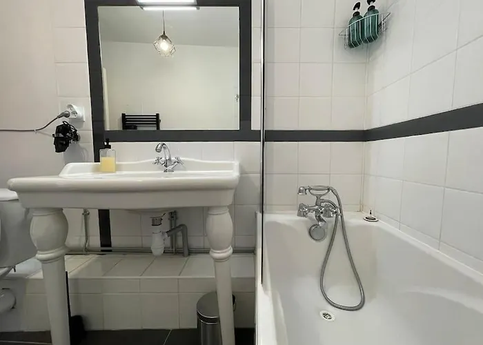 L'appartement Tomey Avec Parking * Carcassonne