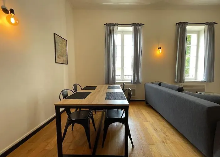 L'appartement Tomey Avec Parking Carcassonne